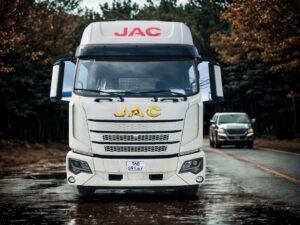 jac dawos 2 JAC DAWOS 7,6 TẤN